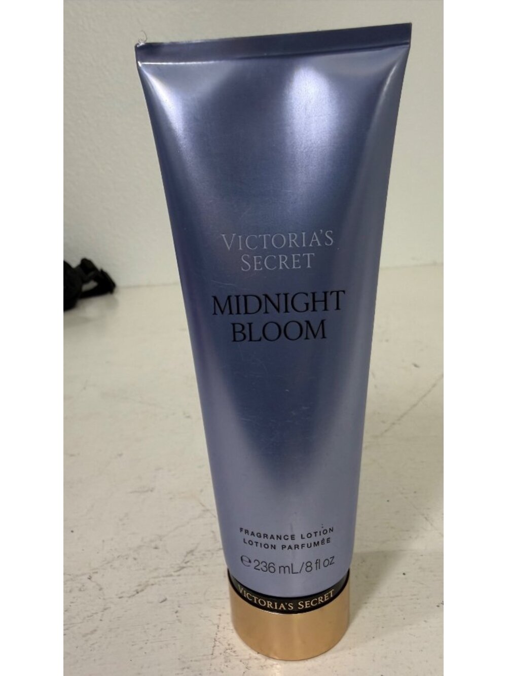 Victorias Secret Midnight Bloom Fragrance Lotion 236mL / 8 fl oz Vegan Formula - Picture 6 of 6